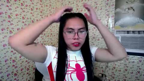 sweet_kyline69 online show from 10-19-25, 11:22