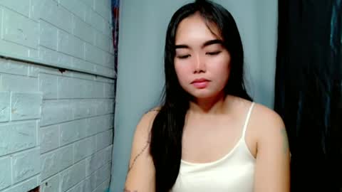 Snapshot of sweet_laika chatting on 06-22-26, 02:13 LAIKA online show from 06-22-26, 02:13