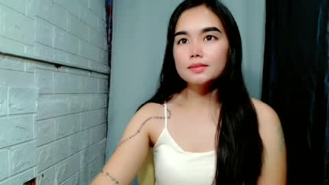 Snapshot of sweet_laika chatting on 06-22-26, 04:09 LAIKA online show from 06-22-26, 04:09