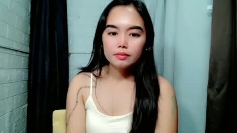 Snapshot of sweet_laika chatting on 06-30-26, 04:57 LAIKA online show from 06-30-26, 04:57