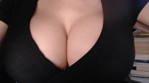 Jen online show from 03-16-26, 07:23