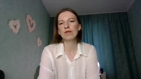 sweet_lilbunny online show from 09-10-25, 02:00