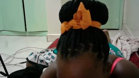 Snapshot of sweet_lilianah chatting on 02-04-25, 03:54 sweet_lilianah online show from 02-04-25, 03:54