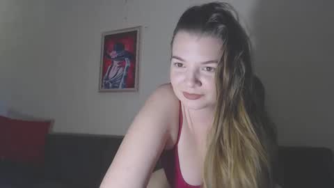 Snapshot of sweet_martinique chatting on 12-29-24, 09:28 TexasPAWG101 online show from 12-29-24, 09:28