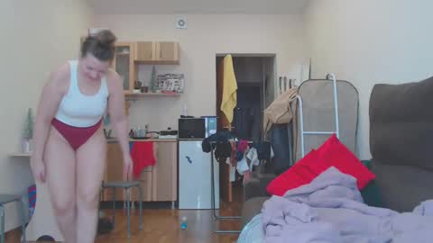 Snapshot of sweet_martinique chatting on 02-14-25, 05:51 TexasPAWG101 online show from 02-14-25, 05:51