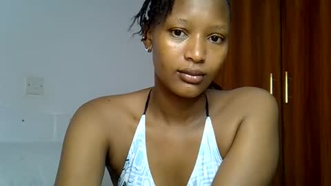 Snapshot of sweet_melod chatting on 05-24-26, 03:00 Linda online show from 05-24-26, 03:00
