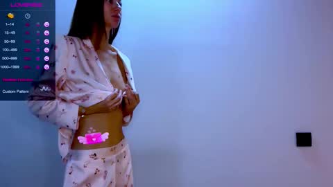 Mia online show from 02-05-26, 11:37