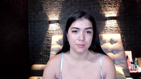 Snapshot of sweet_moniicaa chatting on 01-26-25, 10:12 Monica online show from 01-26-25, 10:12