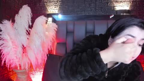 Snapshot of sweet_moniicaa chatting on 09-23-25, 10:51 Monica online show from 09-23-25, 10:51