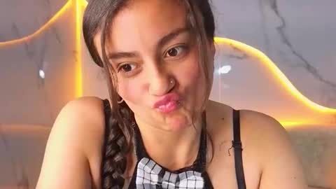 Live 1500am 2100pm online show from 12-17-25, 08:04