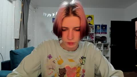 kira online show from 02-15-26, 06:04