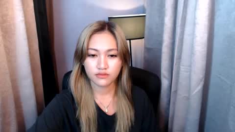 Snapshot of sweet_pee1 chatting on 03-11-25, 05:16 Jane online show from 03-11-25, 05:16