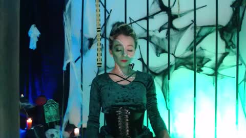 Penny  online show from 11-01-25, 12:01