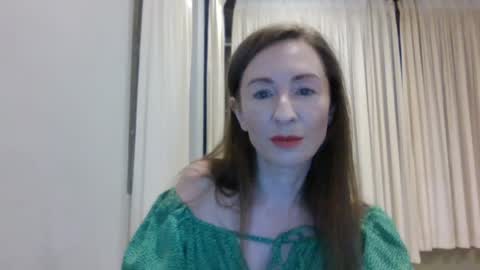 sweet_poeme online show from 06-04-26, 04:02