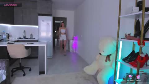 Ashley online show from 03-18-26, 10:29
