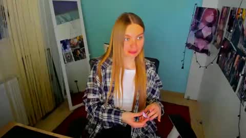 Snapshot of sweet_sabriina chatting on 03-01-25, 10:13 Sabina online show from 03-01-25, 10:13