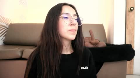 Sammy Lauren online show from 04-14-26, 07:53