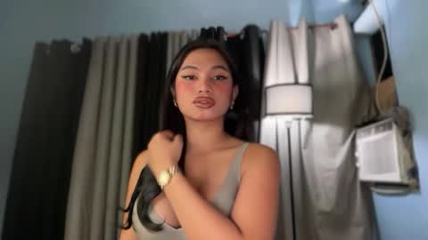 Snapshot of sweet_scarllet12 chatting on 05-09-26, 03:17 SCARLLET online show from 05-09-26, 03:17