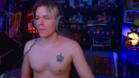 Snapshot of sweet_steve chatting on 03-04-26, 02:50 Matt online show from 03-04-26, 02:50