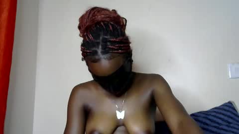sweet_strawberina online show from 04-09-26, 09:31