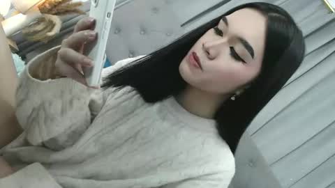 sweet_tatiana28 online show from 06-03-26, 02:33