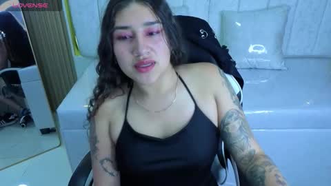 Online 800 to 1400 online show from 10-24-25, 01:29