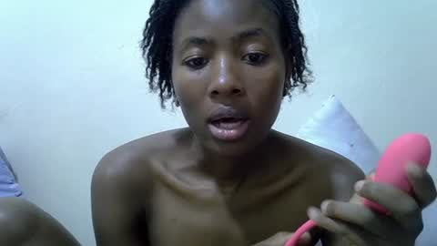 Snapshot of sweet_vee1 chatting on 07-16-26, 08:26 Princess vee online show from 07-16-26, 08:26