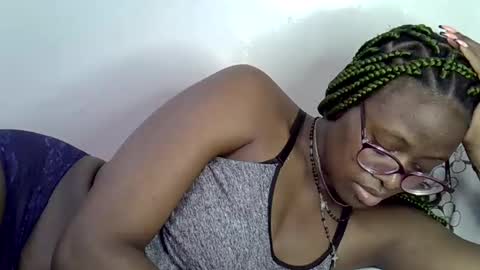 Snapshot of sweet_zarah chatting on 05-07-26, 03:39 sweet_zarah online show from 05-07-26, 03:39