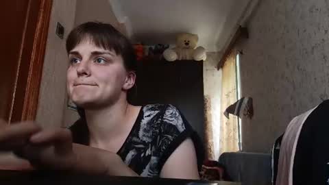sweetalina13 online show from 06-09-26, 03:23