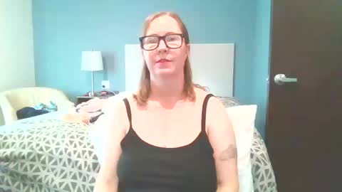 sweetandnaughty123 online show from 10-10-25, 08:41