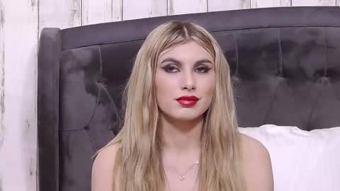 Snapshot of sweetanisia chatting on 09-27-25, 06:35 Anisia online show from 09-27-25, 06:35