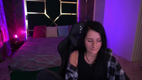 Arina online show from 12-17-24, 02:22