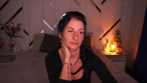 Arina online show from 12-23-24, 02:28