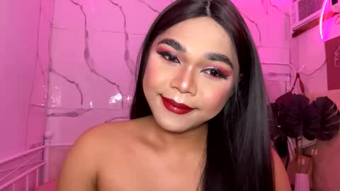 Leith Madrigal online show from 11-08-25, 05:56