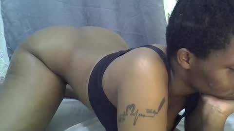 sweetass689 online show from 10-08-25, 09:12