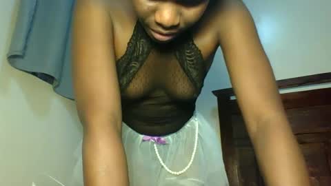 Snapshot of sweetass_02 chatting on 06-18-26, 08:58 bianca online show from 06-18-26, 08:58