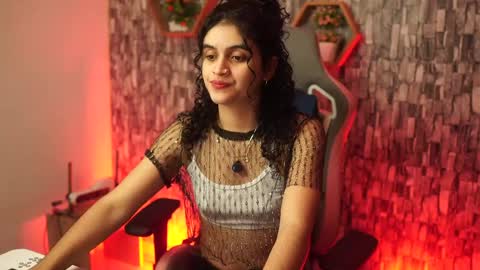 Salom independent model online show from 04-04-26, 01:48