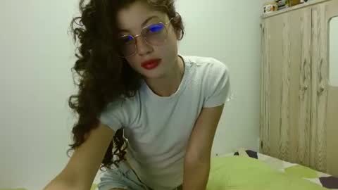 Snapshot of sweetcalm_ chatting on 07-20-26, 04:16 sweetcalm_ online show from 07-20-26, 04:16
