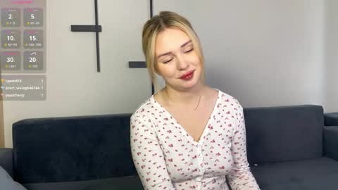 Snapshot of sweetcandymuse chatting on 02-22-26, 09:08 U can call me Stella online show from 02-22-26, 09:08