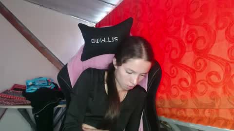 Snapshot of sweetdam12 chatting on 12-11-24, 09:45 sweetdam12 online show from 12-11-24, 09:45