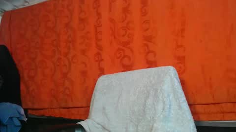 Snapshot of sweetdam12 chatting on 12-20-24, 09:28 sweetdam12 online show from 12-20-24, 09:28