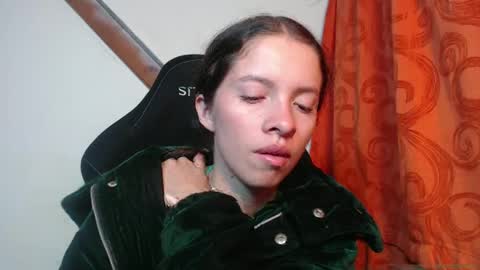 Snapshot of sweetdam12 chatting on 02-07-25, 12:09 sweetdam12 online show from 02-07-25, 12:09
