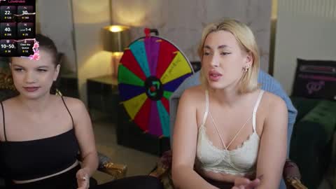 Amelia online show from 12-16-25, 11:15