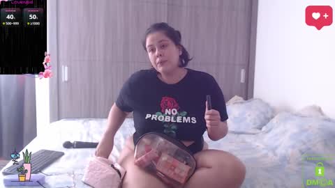 Snapshot of sweetdesires_ chatting on 02-11-25, 08:10 online show from 02-11-25, 08:10