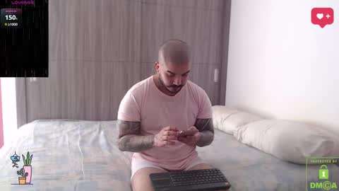 Snapshot of sweetdesires_ chatting on 09-26-25, 02:54 online show from 09-26-25, 02:54