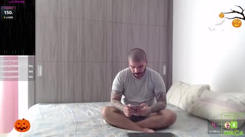 Snapshot of sweetdesires_ chatting on 10-09-25, 02:04 online show from 10-09-25, 02:04