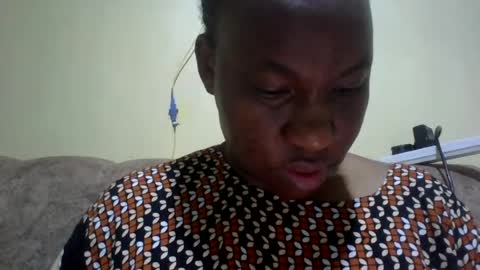 sweetdiva2012 online show from 06-19-26, 03:44