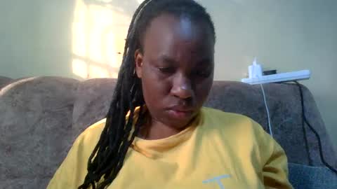 sweetdiva2012 online show from 07-18-26, 04:38