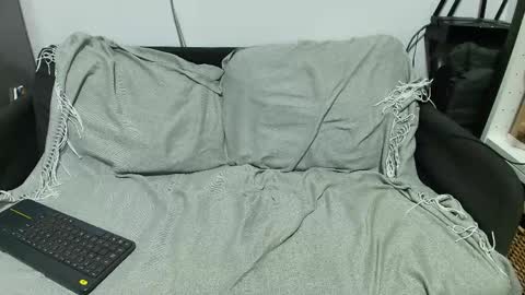 Snapshot of sweetdyzy chatting on 04-24-26, 08:11 Sweet Dyzy online show from 04-24-26, 08:11