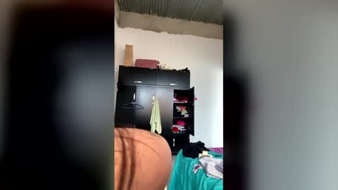 sweetest_sunflower online show from 05-12-26, 01:41